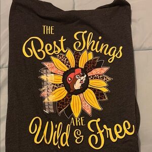 Buccees Wild & Free Graphic Tee - Gray